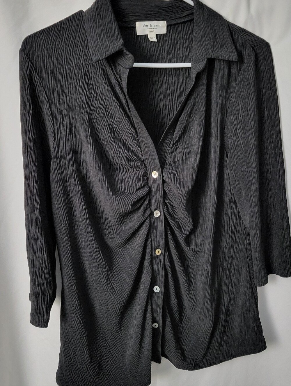 Kim & Cami Black Textured Gathered Front Button Down Collared Shirt